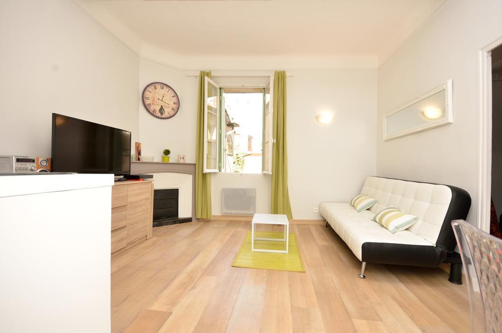 One Bedroom Apartment Palais Des Festivals Cannes Oda fotoğraf
